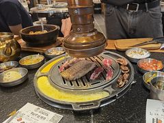 -GOGIYA·咕叽吖韩国传统烤肉店(东方新天地店)