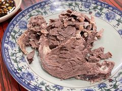 -何永光123鲜牛肉馆(1号店)