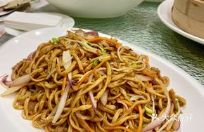 Shredded Pork Stir-Fried Longevity Noodles