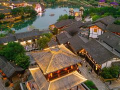 -茅山东方盐湖城景区