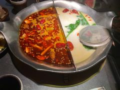 台式麻辣锅-湊湊火锅·茶憩(杭州湖滨银泰in77店)