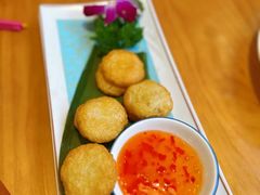 -小白的·非遗东方烤乳猪·海南菜连锁餐厅(椰梦长廊外贸路店)