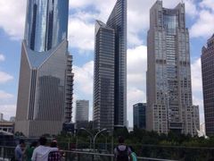 iphone_upload_pic-陆家嘴空中步行连廊