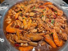 牛蛙煲-胖哥俩肉蟹煲(来福士店)