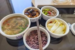 -巍阁月子中心(国贸店)
