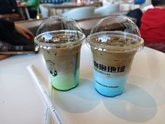 -抱抱地球咖啡馆(国家海洋博物馆店)
