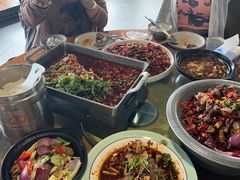 -盐帮食坊•小河帮川菜(四川师大店)