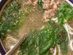 -云阿蛮云南生烫牛肉米线(奉贤路店)