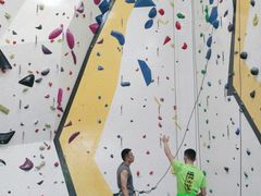 -问山MountQuest攀岩馆