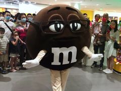 -m豆巧克力世界(上海世茂广场店)