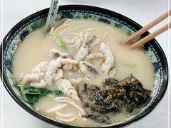 -明呈黄鱼面馆(斜土路店)