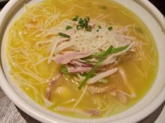 -港丽餐厅