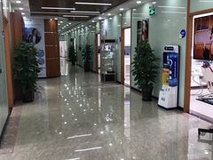 -茂菊口腔连锁(浦东南路店)