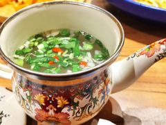 滋补羊肉汤-耶里夏丽·丝路新疆菜·清真食品(徐汇南丹东路臻选店)