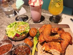 -SHADOWS•Bistro&Eatery(安福路店)