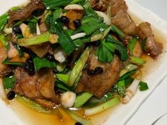 土猪回锅肉-金熊猫川菜餐厅