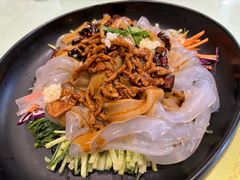 大东北炒肉拉皮-老厨家(中央大街店)