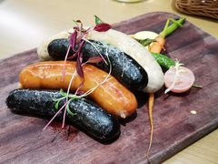 德国传统香肠拼盘-杏荟旋转餐厅(广州爱群店)