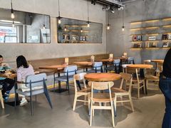 -三勾JJJ Burger&Coffee(梅溪湖店)