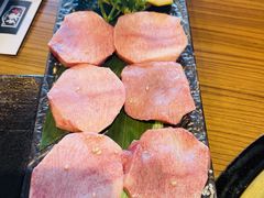 -炼火烤肉店