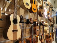 -WithU悠弦时光·尤克里里之家ukulele(宽窄巷子店)