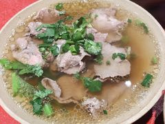 -谢老五跷脚牛肉·非遗传承店