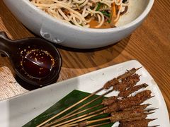 -云海肴·汽锅鸡·云南菜(天山百盛优客店)