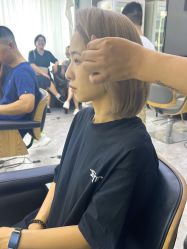 -藤野造型烫发染发