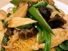 羅漢齋雞球炒麵-翠华餐厅(旺角文华商场店)