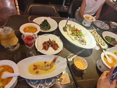 -海派悦庭·海胆烧麦·新融合菜(凯德广场店)