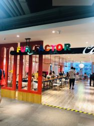 -玩元素·家庭游乐成长中心(香格里拉店)