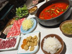 -贵府酸汤牛肉火锅·贵州老字号(飞山街店)