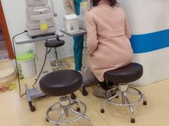 -上海大学附属上海和平眼科医院