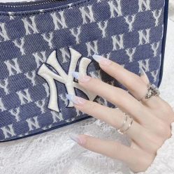 -悦指间美甲美睫