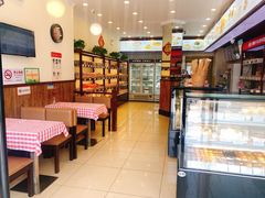 -红宝石·鲜奶小方·海派西点房(丰庄店)