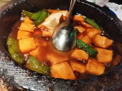 石锅沃豆腐-桂满陇-十里风荷(合生汇店)