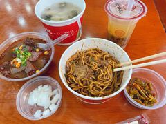 全家福热干面-蔡林记(户部巷店)