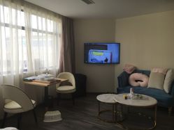 -海豚湾高端月子会所(黄浦店)