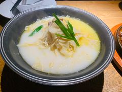 -蜜桃餐厅·伴山(湖滨商业街店)