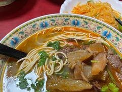 -金杨拉面王小吃面馆·牛三宝面·红烧牛肉粉