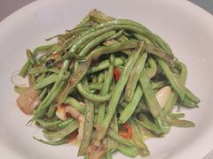 -老周家酱卤猪蹄私房菜(克拉玛依西街店)