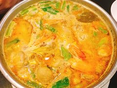 -J Daeng Seafood