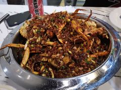 -凤凰路何眼镜香辣蟹(花果园店)
