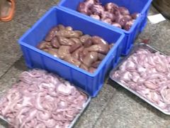 -标记美食新鲜猪杂(兴南大道店)