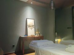 -金色春天.美颜康体纯正SPA(黄泥磅店)