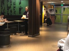 -麦当劳(中山公园龙之梦店)