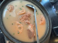 野藕排骨汤-简小舍·民间手艺菜(武昌江滩店)