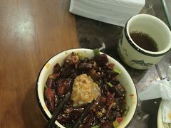 -江湖黑大兔(杨家坪店)