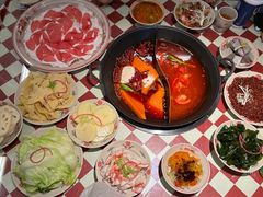 -赵美丽重庆火锅(西安直营总店)