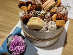 奥利奥马卡龙淡奶油蛋糕-小苍兰风铃草蛋糕甜品(沈阳店)
